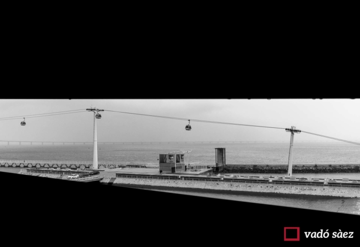 Vista panoràmica sobre el Parc das Nações i el telecabina a Lisboa